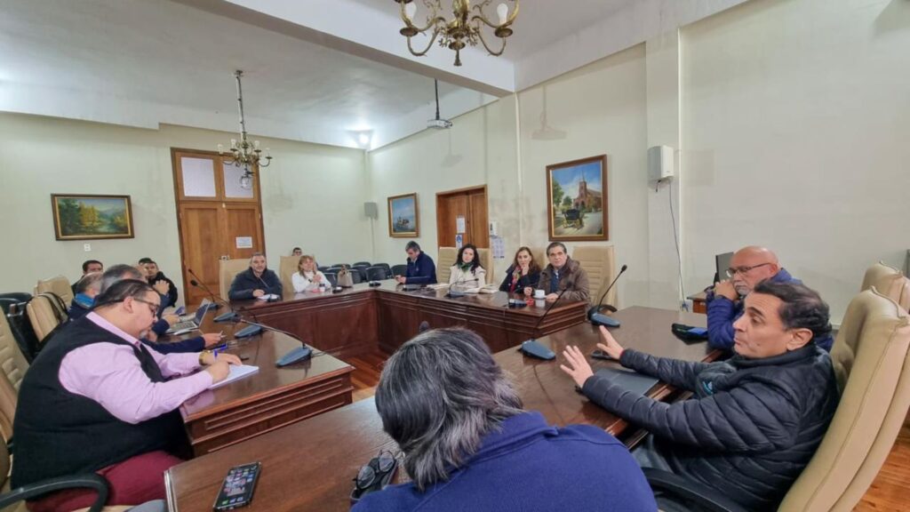 Municipio de Curicó prepara medidas ante llegada de nuevo sistema frontal